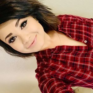 Meet your Posher, Phuong-vanessa